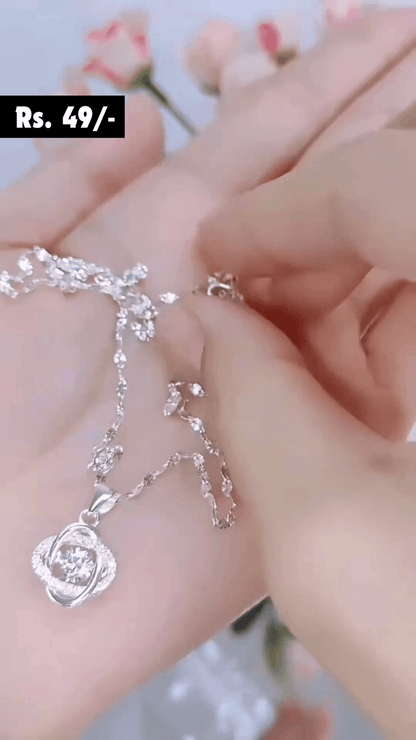 Silver Plated Delicated Stylish Chain Solitaire Diamond Pendant For Women