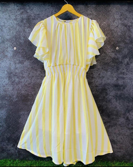 Fabulous Flared Sleeve Lining Yellow Western Wear Dress