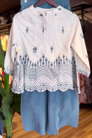 Women’s White Floral Embroidered Kurti with Blue Straight Pants – Boutique-Friendly Ethnic Summerwear Set