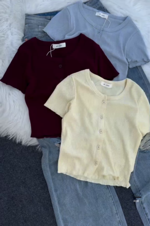 Women’s Short-Sleeve Button-Down Knit Cardigan Top